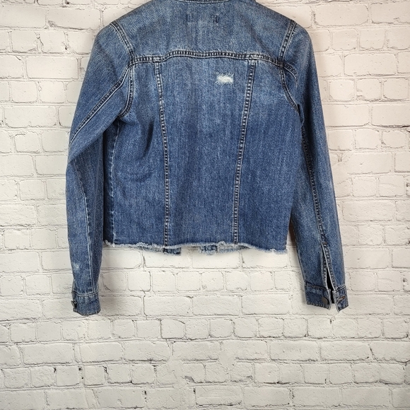 Kut from the Kloth Distressed Raw Hem Denim Jacket - Picture 7 of 10